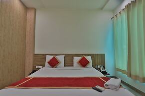 Hotel Aarya