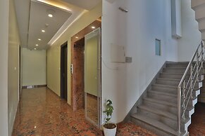 Hotel Aarya