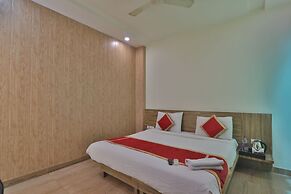 Hotel Aarya