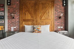 The Dawn B&B