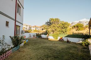 Azra Apart & Otel