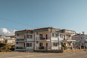 Azra Apart & Otel