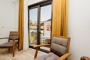 Azra Apart & Otel
