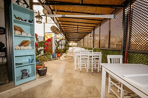 Azra Apart & Otel