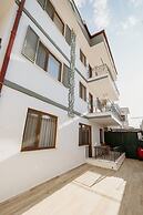 Azra Apart & Otel
