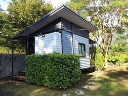 Baan Rim Nam Resort
