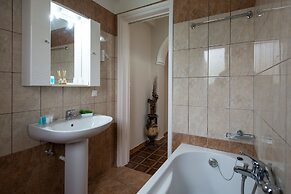 Georgia's Corfu Apartment