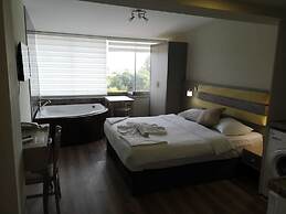 Casa De Sirena Apart Hotel