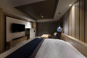N Hotel