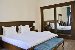 Hotel O. Galogre