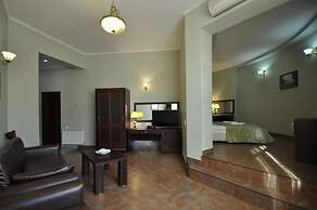 Hotel O. Galogre