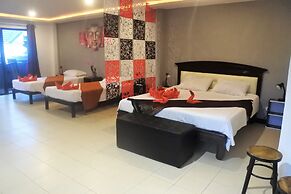 Hi Karon Beach Hotel