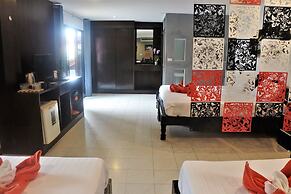 Hi Karon Beach Hotel