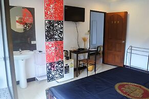 Hi Karon Beach Hotel