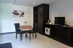 Hi Karon Beach Hotel