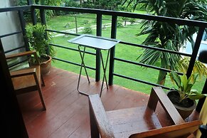 Hi Karon Beach Hotel
