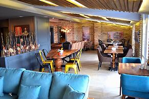 Hotel Zade