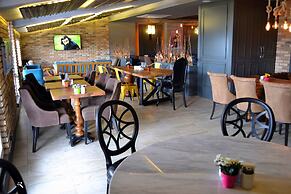 Hotel Zade