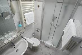 Hotel Sauer Garni