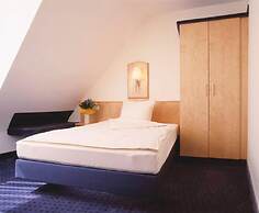 Hotel Sauer Garni