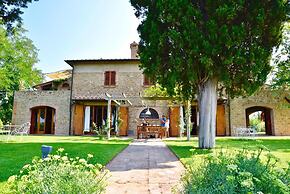 Podere Le Mezzelune