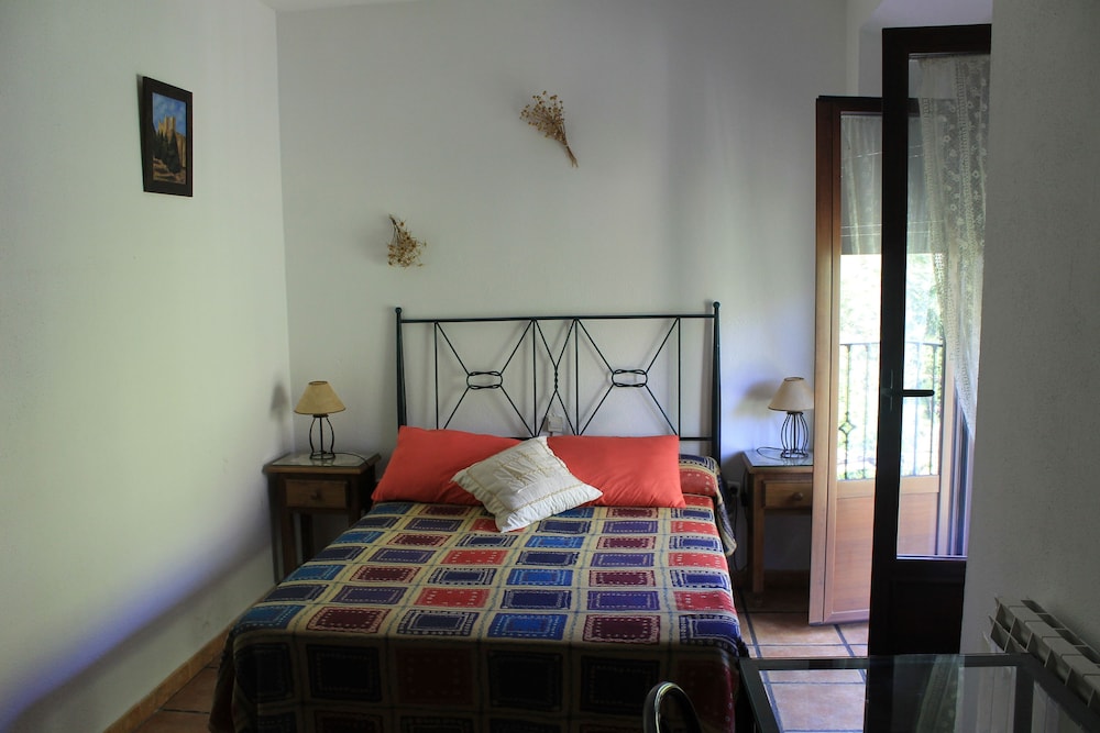 Casa Rural La Fabrica De Nacelrio