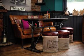 Grantham Arms