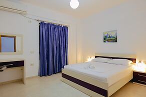 Hotel Argjiro