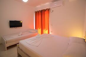 Hotel Argjiro