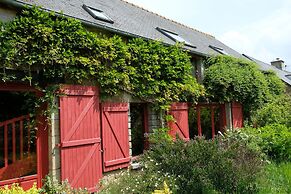 La Maison Jaune à la Janaie
