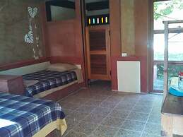 Zapote Tree Inn