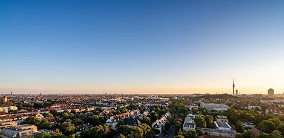 ANDAZ MUNICH SCHWABINGER TOR, BY HYATT