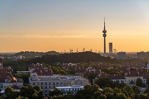 ANDAZ MUNICH SCHWABINGER TOR, BY HYATT