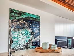 Tamarama Apartments