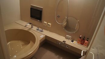 Hotel Mine - Adults Only