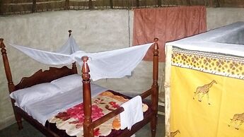 Grassroots Cottages & Tours