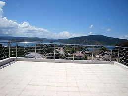 Hotel Hilltop International