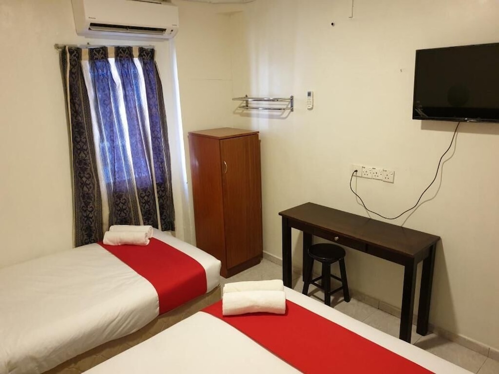Fully Hotel Desa Tebrau