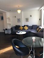 Hans road Apartment