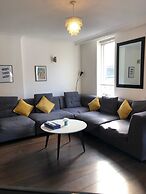 Hans road Apartment