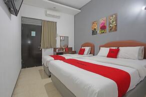 RedDoorz @ Soekarno Hatta 2
