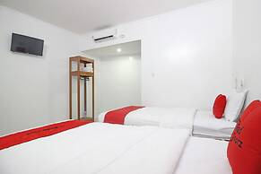 RedDoorz @ Jalan Ringroad Selatan
