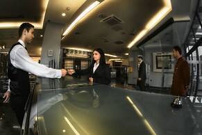 Hotel Lav
