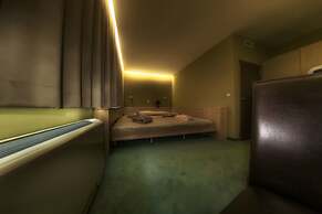 Hotel Lav