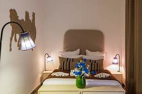 Riad salam 40