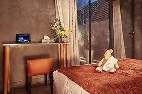 Riad salam 40