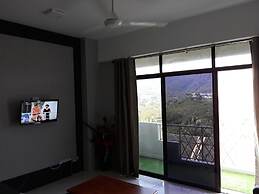 MODEST Studio Apartment
