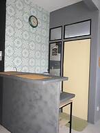 MODEST Studio Apartment