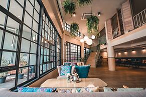 The Blanket Hotel