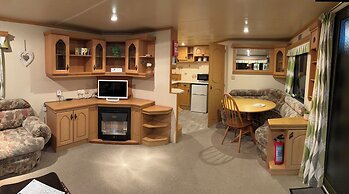 NorthField Holiday Park (31874695)